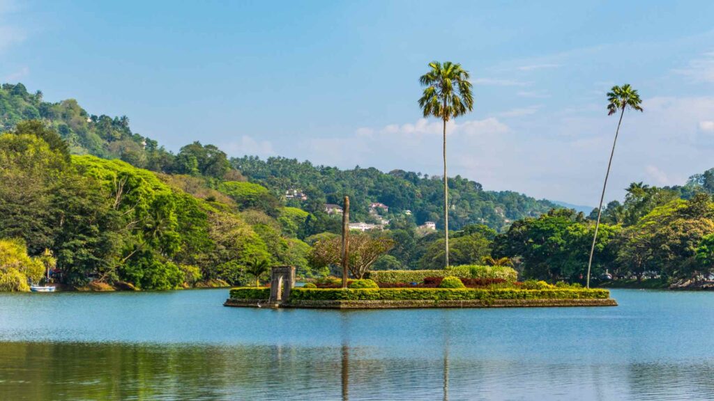 Kandy Lake